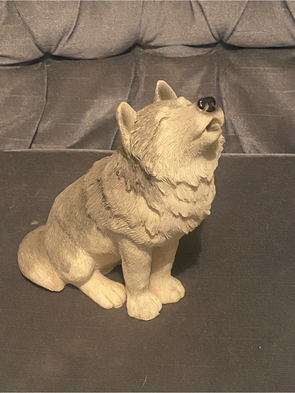 White/Grey Wolf Statue Figure 8"